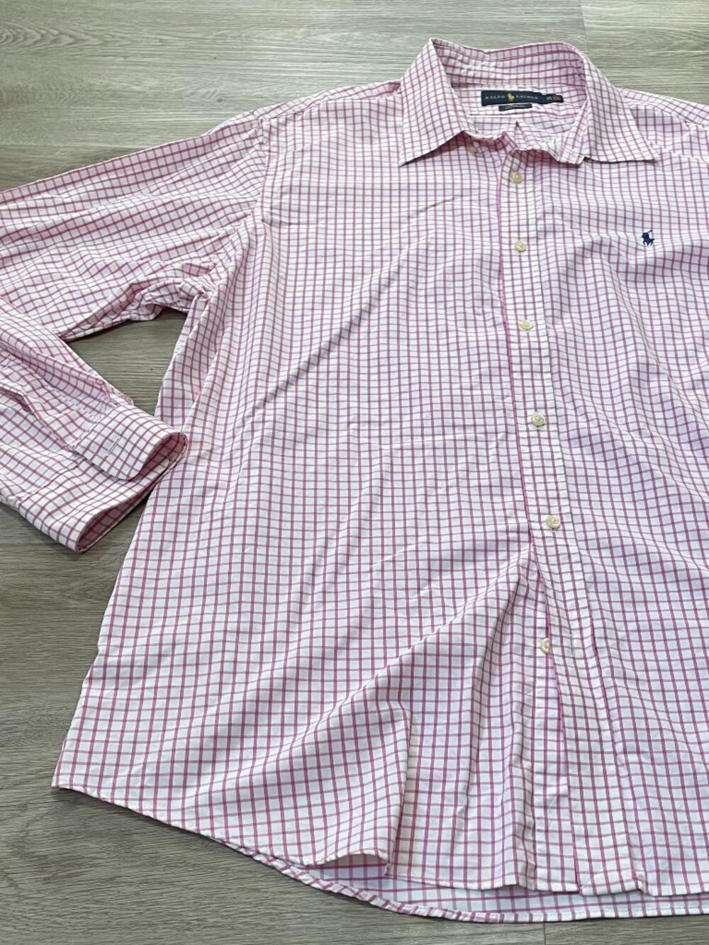 Classic Fit Performance Shirt
